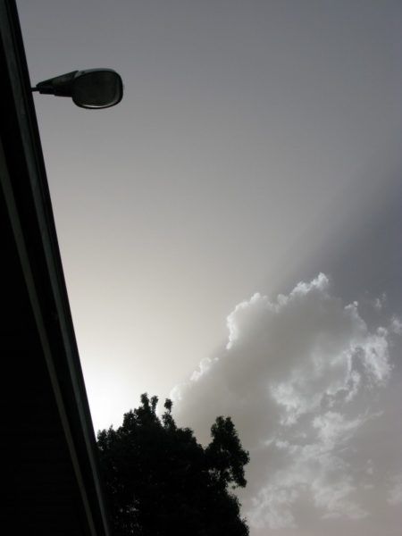 img_2716_1 Gray sky full of smoke