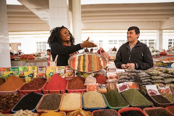 Lola in a spice market, busy being a Multipotentialite