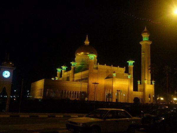 mosque_at_night