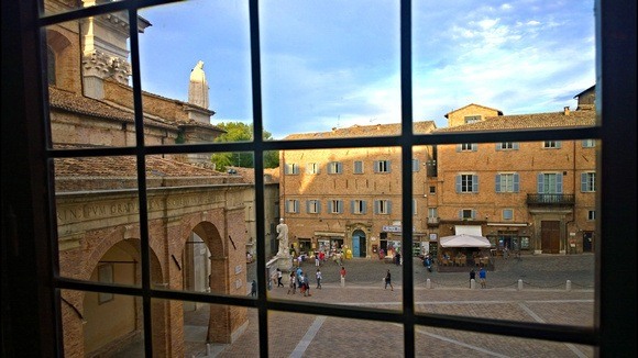 living like a local in Italy