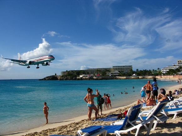 world's most dangerous beach in St Martin