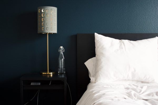 How to travel on a budget at hotels